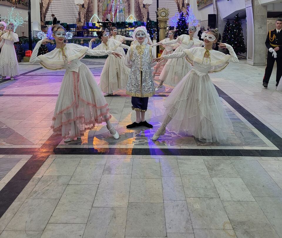 Волшебство рождественского бала