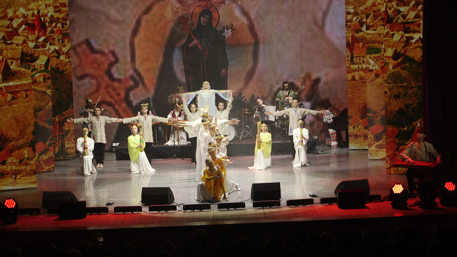 "Свет Ефрасиннии" хореографическая композиция